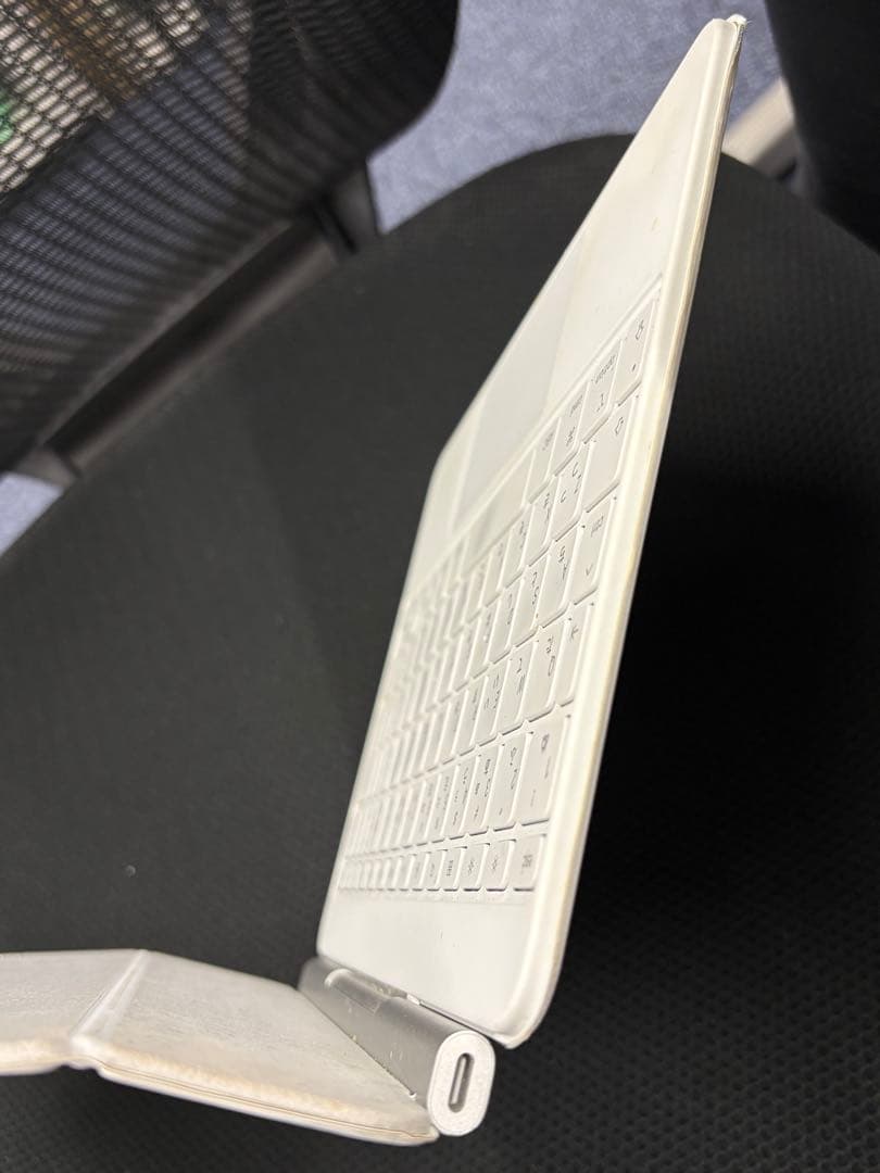 11インチiPad Air(M3)用Magic Keyboard日本語ホワイト