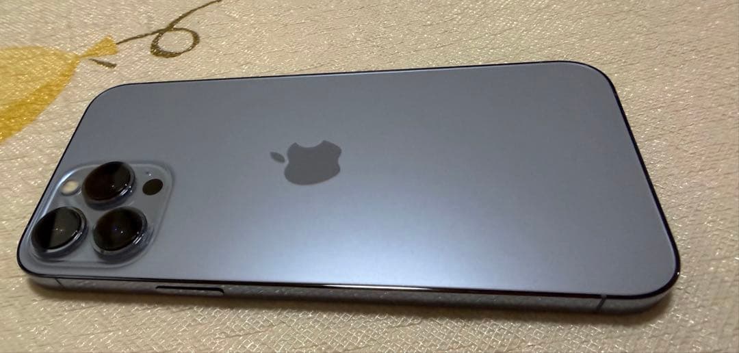 （美品）iPhone 13 Pro Maxシエラブルー256ギガ