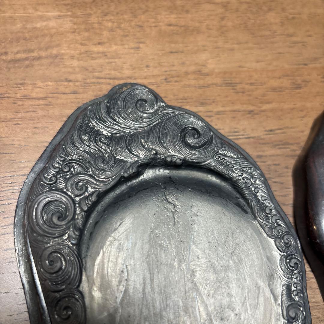 装飾的な硯　端渓硯？