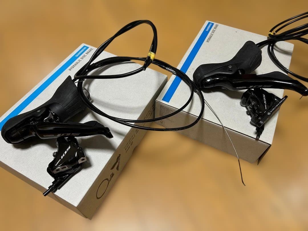 シマノ 105 ST-R7020 左右レバ- 2x11S 油圧ブレーキ