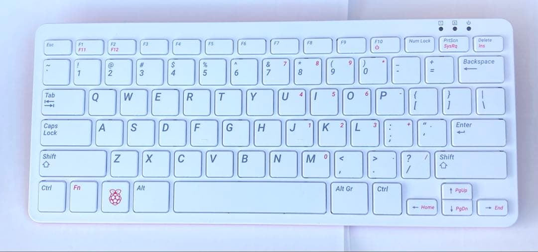 (未使用に近い)Raspberry Pi 400