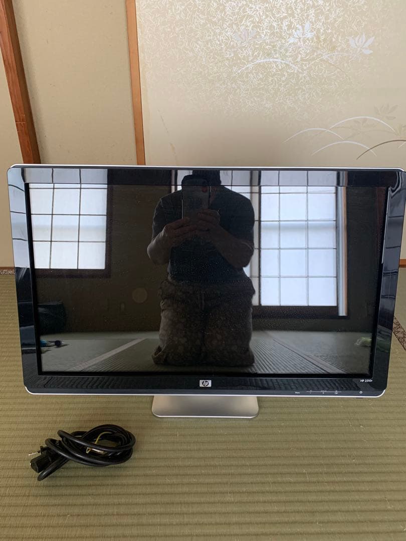 HP 2310t タッチ操作対応23インチ　　　　　　ワイド液晶モニター