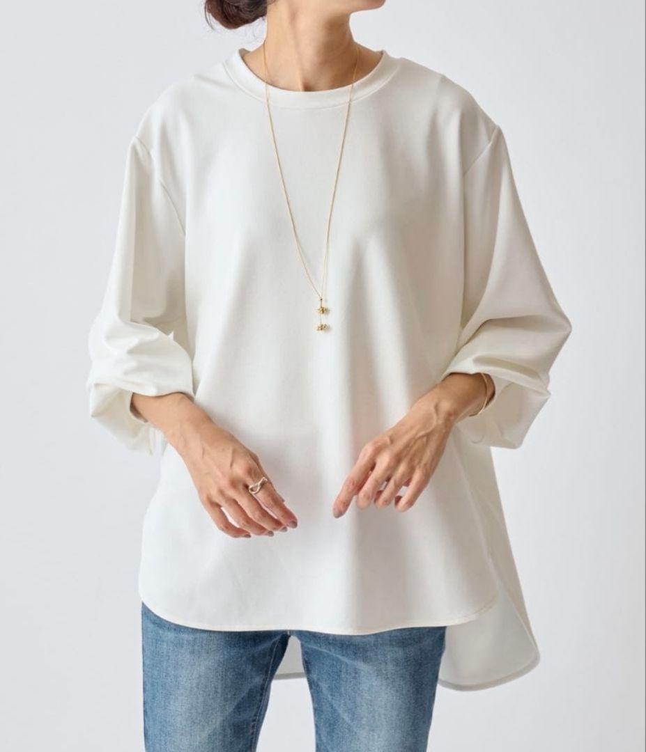 新品タグ付 ビアズリー Tブラウス ホワイト フリーサイズ