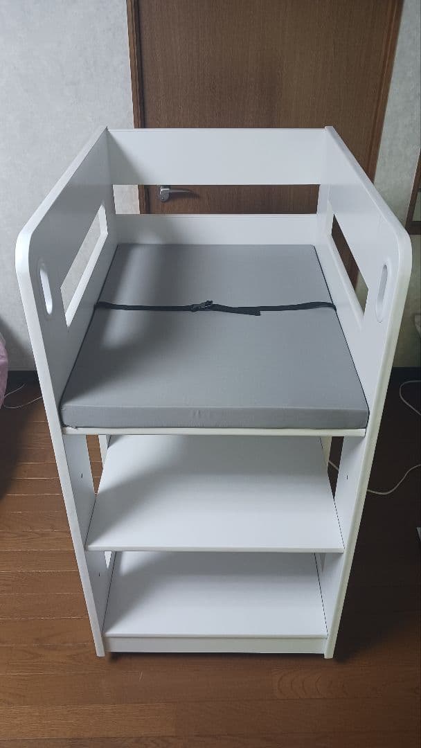 新品未使用　ニトリ　オムツ替え台