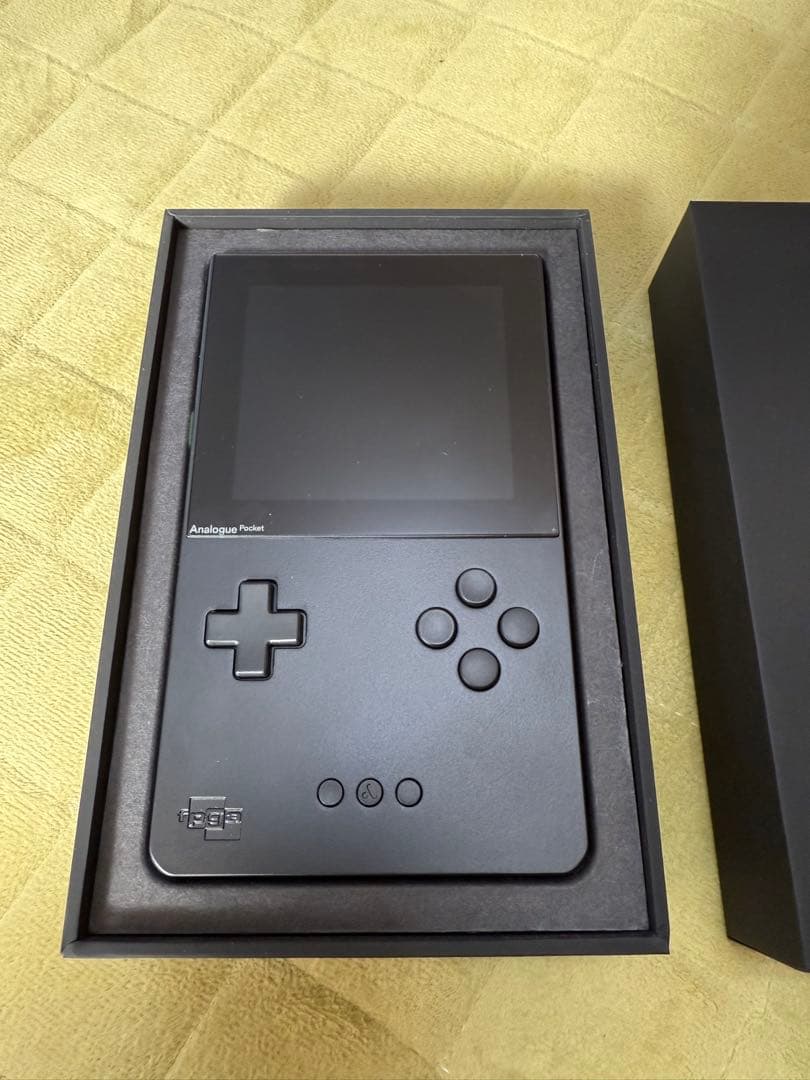 Analogue Pocket　ブラック　本体