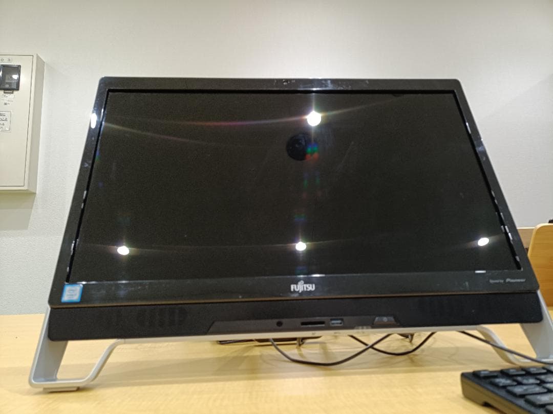 富士通 テレビ付き一体型 i7 Windows11 Office 新品SSD