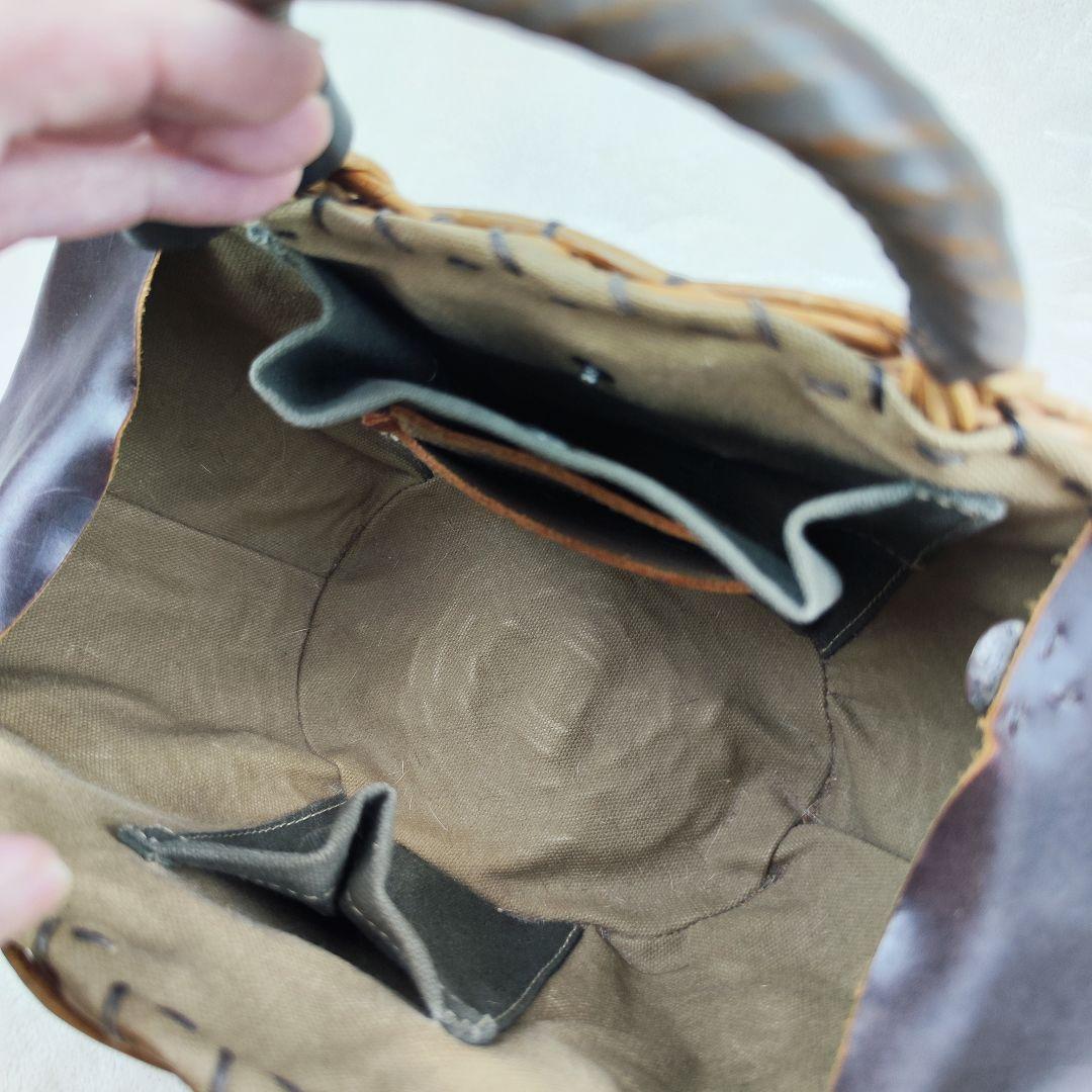 エバゴス カゴバッグ 扇型 レザー ラビットファー 鏡