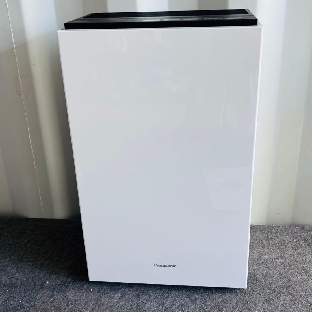 9極美品！最新モデル！Panasonic ジアイーノ 花粉症対策空気清浄機