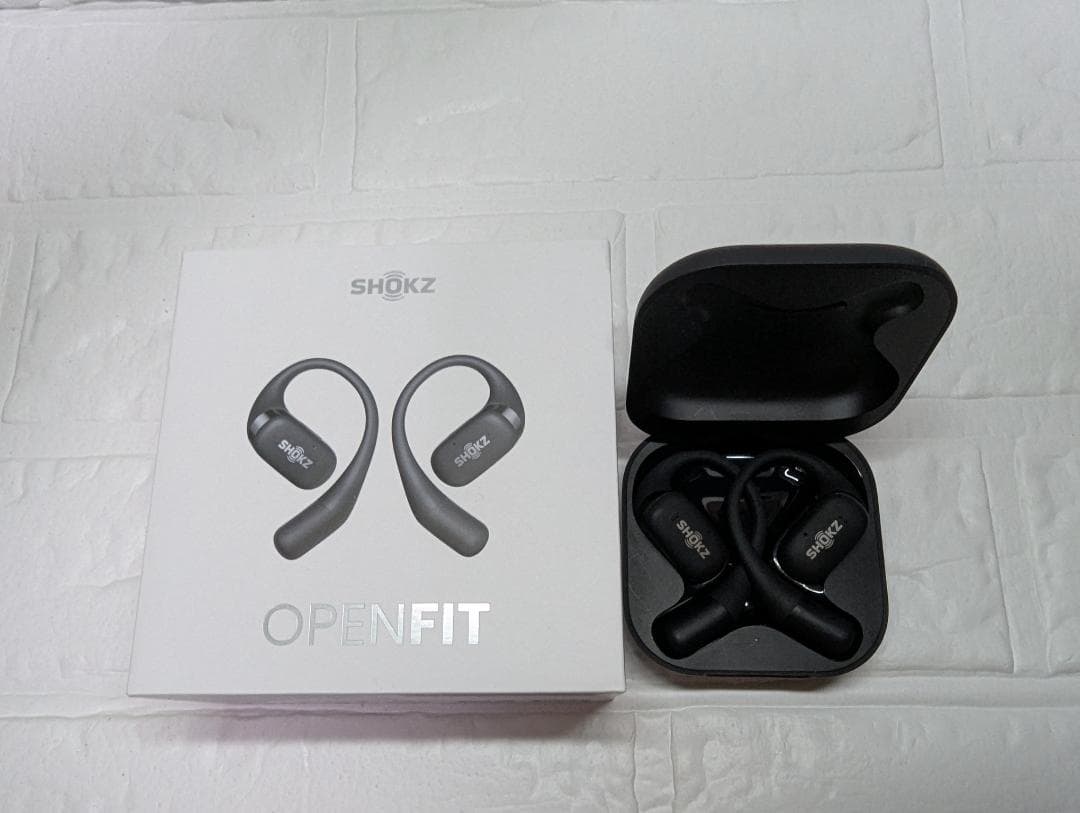【美品】SHOKZ OPENFIT ワイヤレスイヤホン（ブラック）