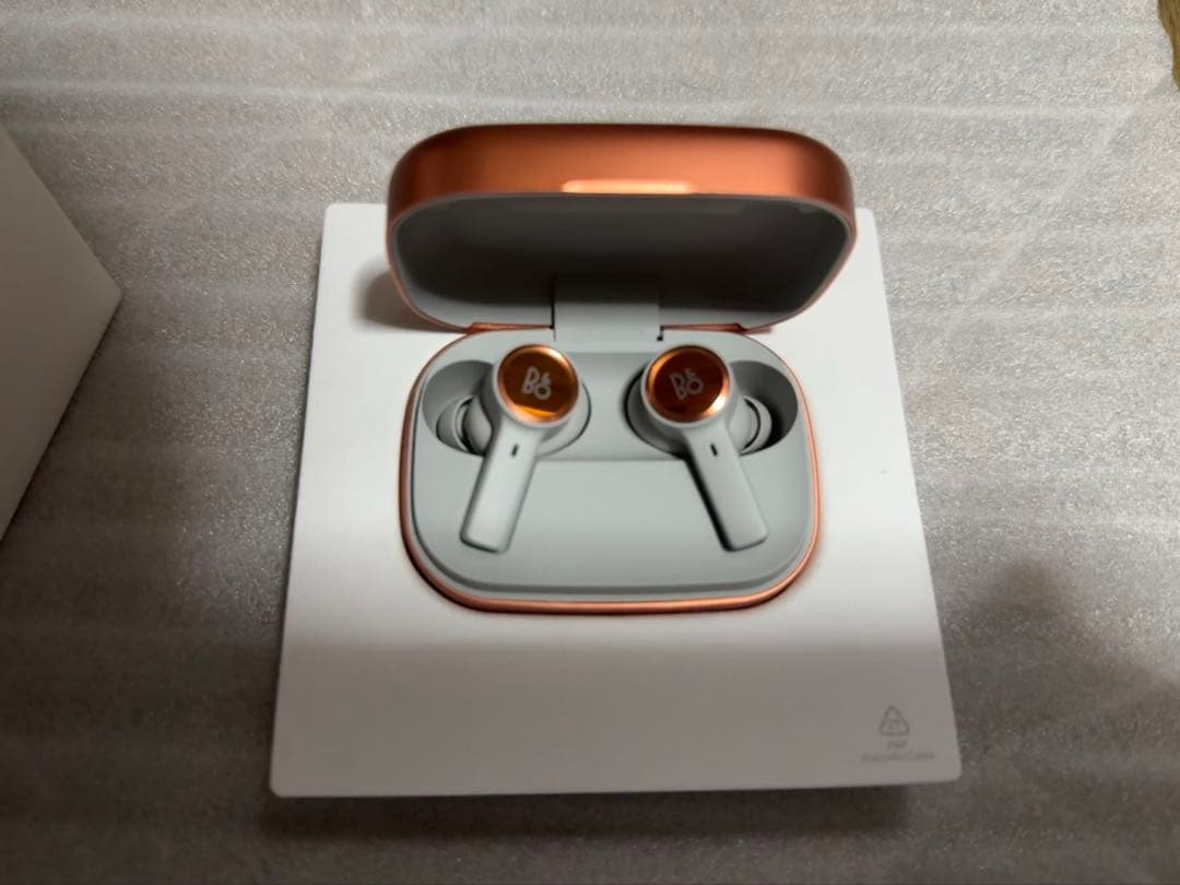 Bang&Olufsen Beoplay Eleven カッパー・トーン