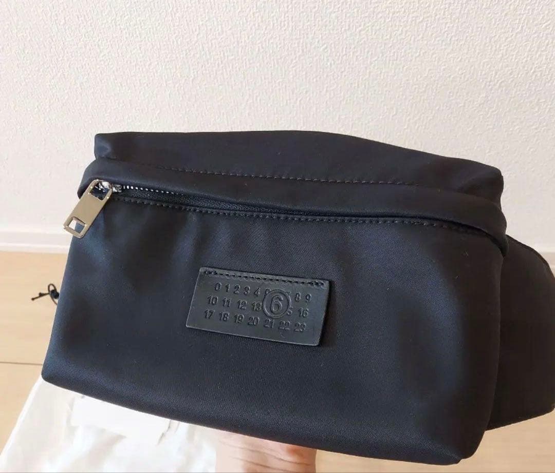 Maison Margiela MM6 ボディバッグ(男女兼用)