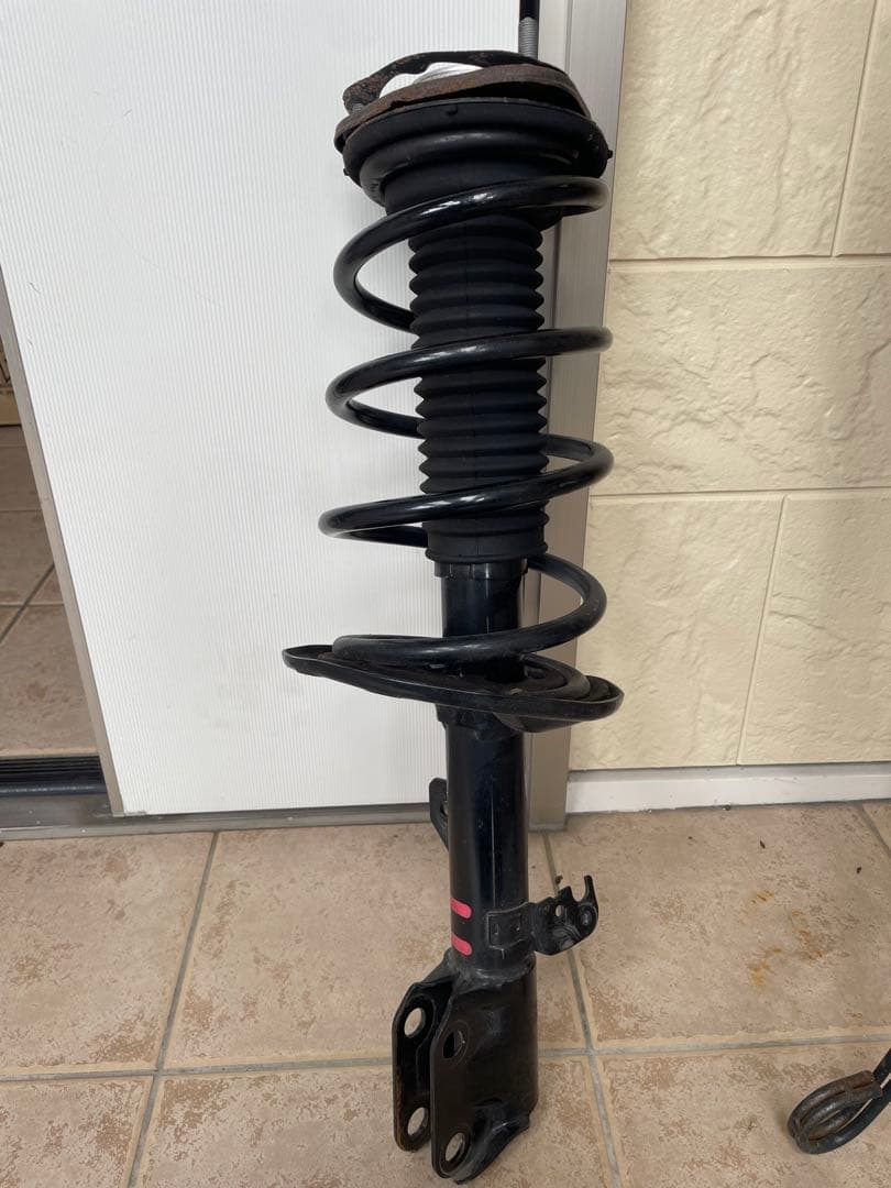 ヴォクシー 70 4WD 純正フロントサスペンション