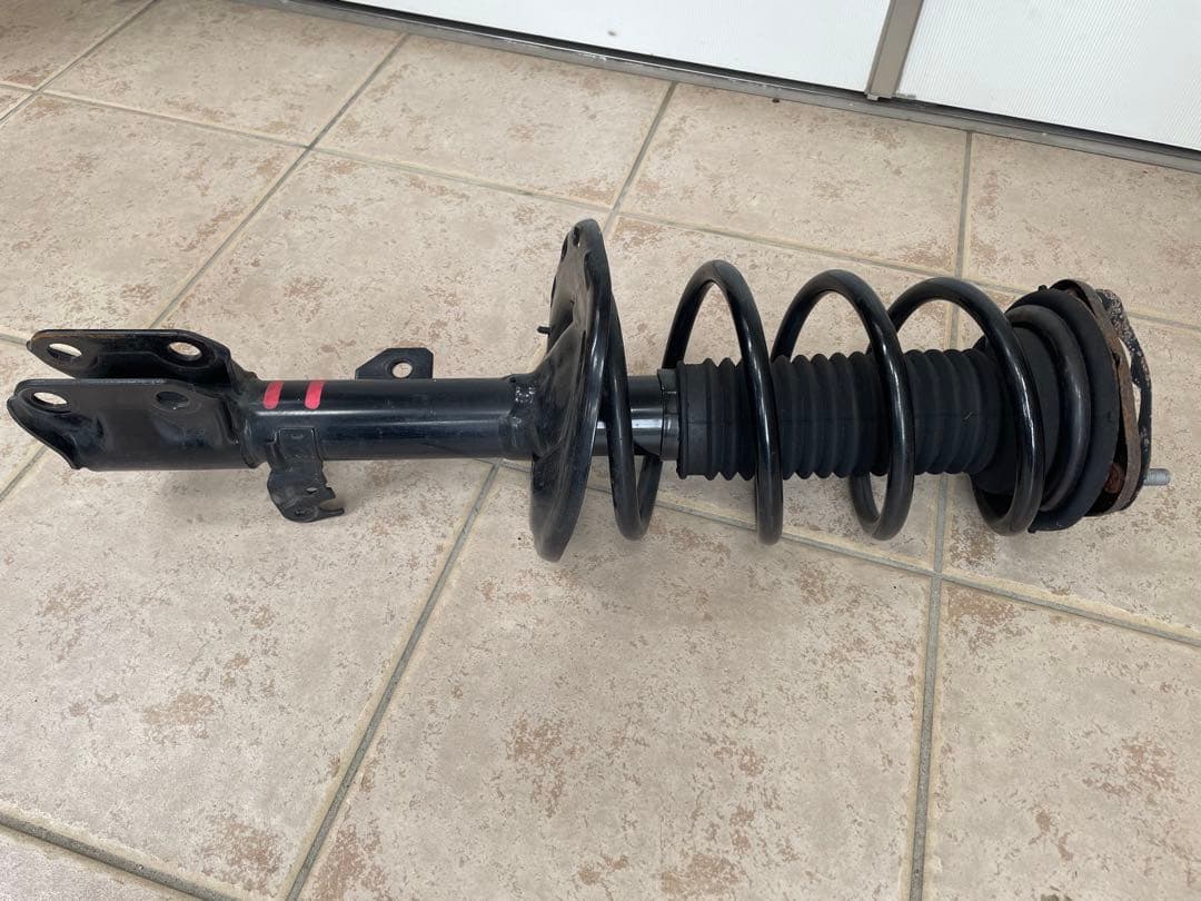 ヴォクシー 70 4WD 純正フロントサスペンション