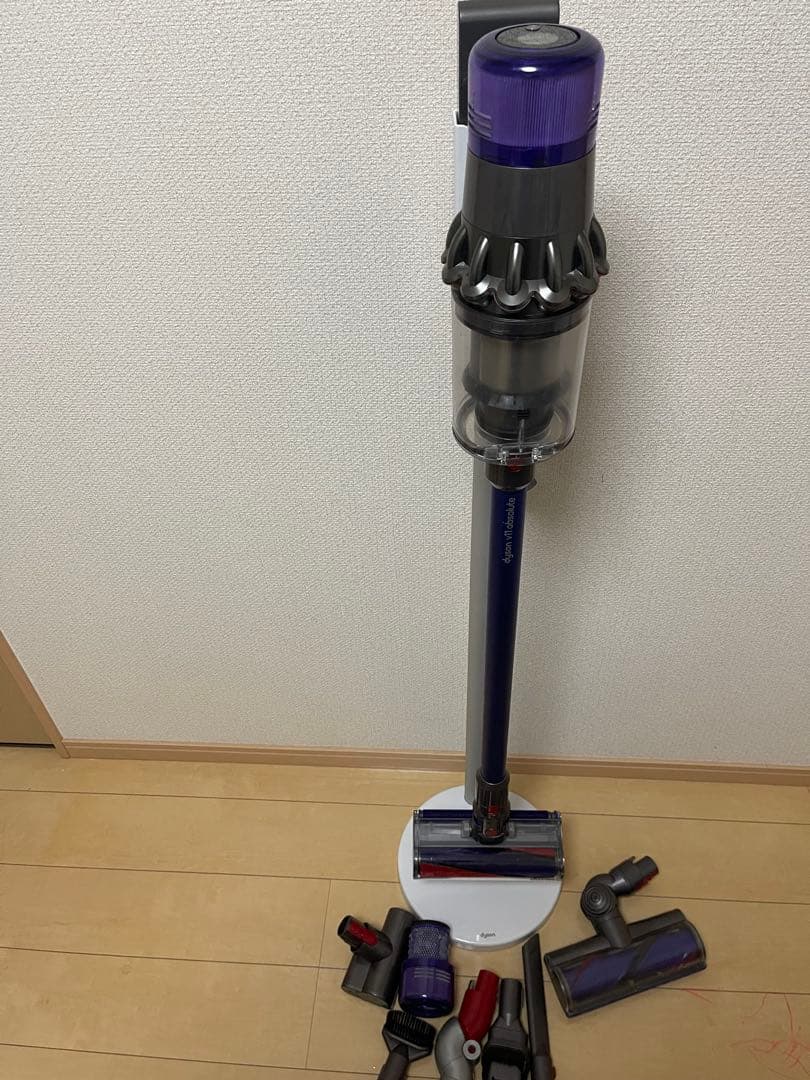 【美品】Dyson V11 Fluffy コードレス掃除機エコー６6分