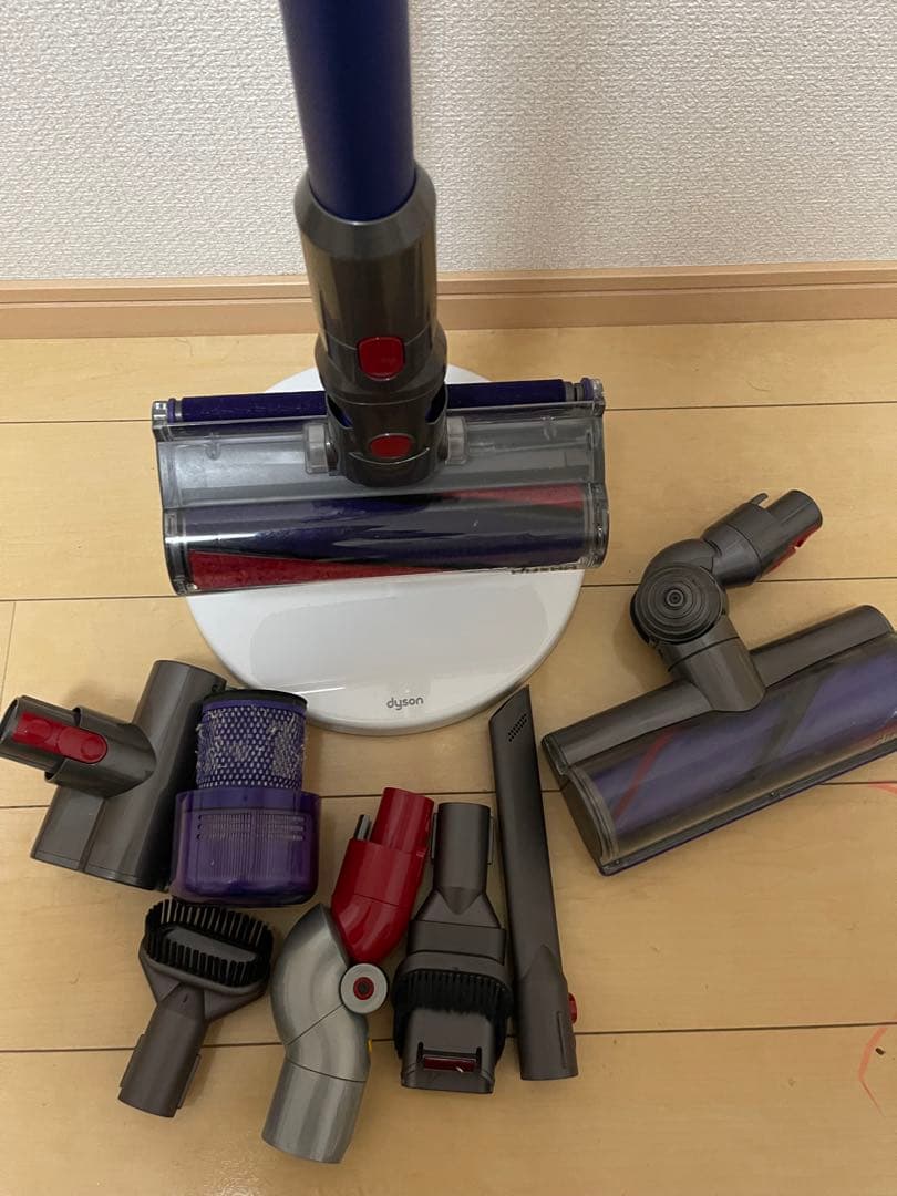 【美品】Dyson V11 Fluffy コードレス掃除機エコー６6分