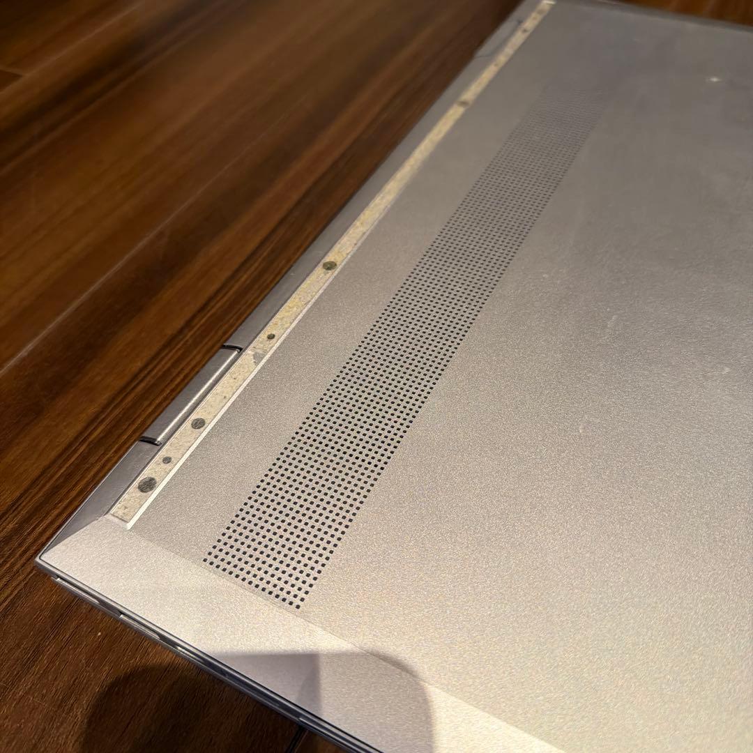 HP ENVY 15.6インチ ノートPC 本体