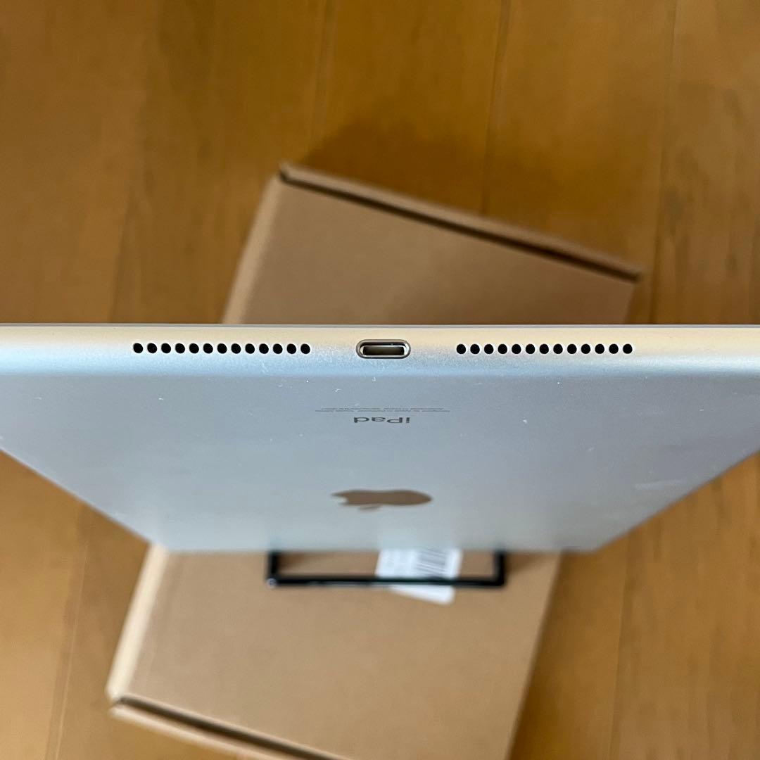 Apple iPad シルバー第９世代wi-fiモデル64gbバッテリー90%