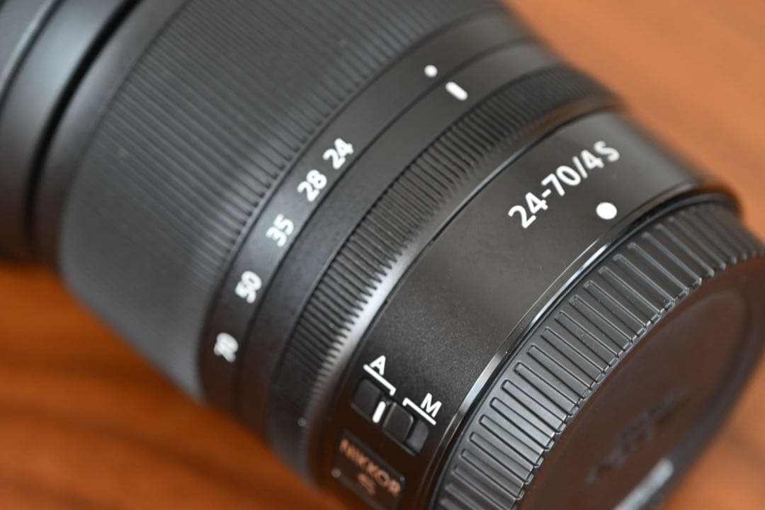Nikon 24-70mm f/4 S ズームレンズ
