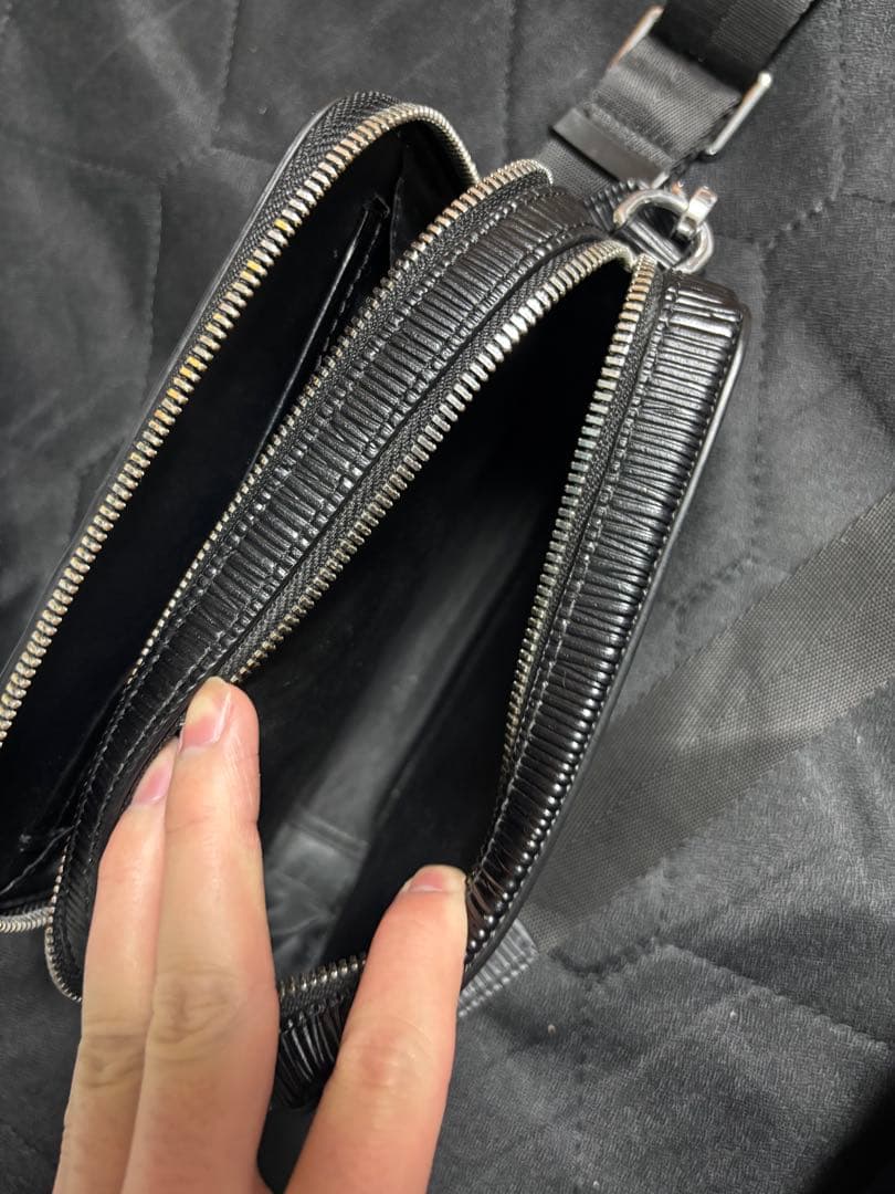 glitter ブラックショルダーバッグ