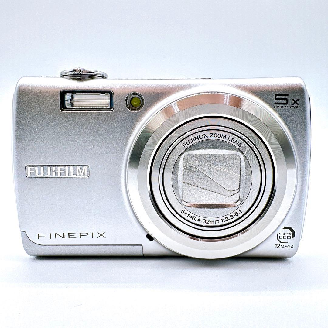 良品 富士フィルム FinePix F100fd コンデジ 純正バッテリー2個付