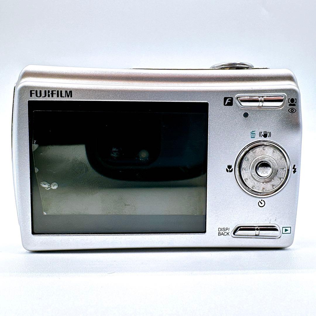 良品 富士フィルム FinePix F100fd コンデジ 純正バッテリー2個付