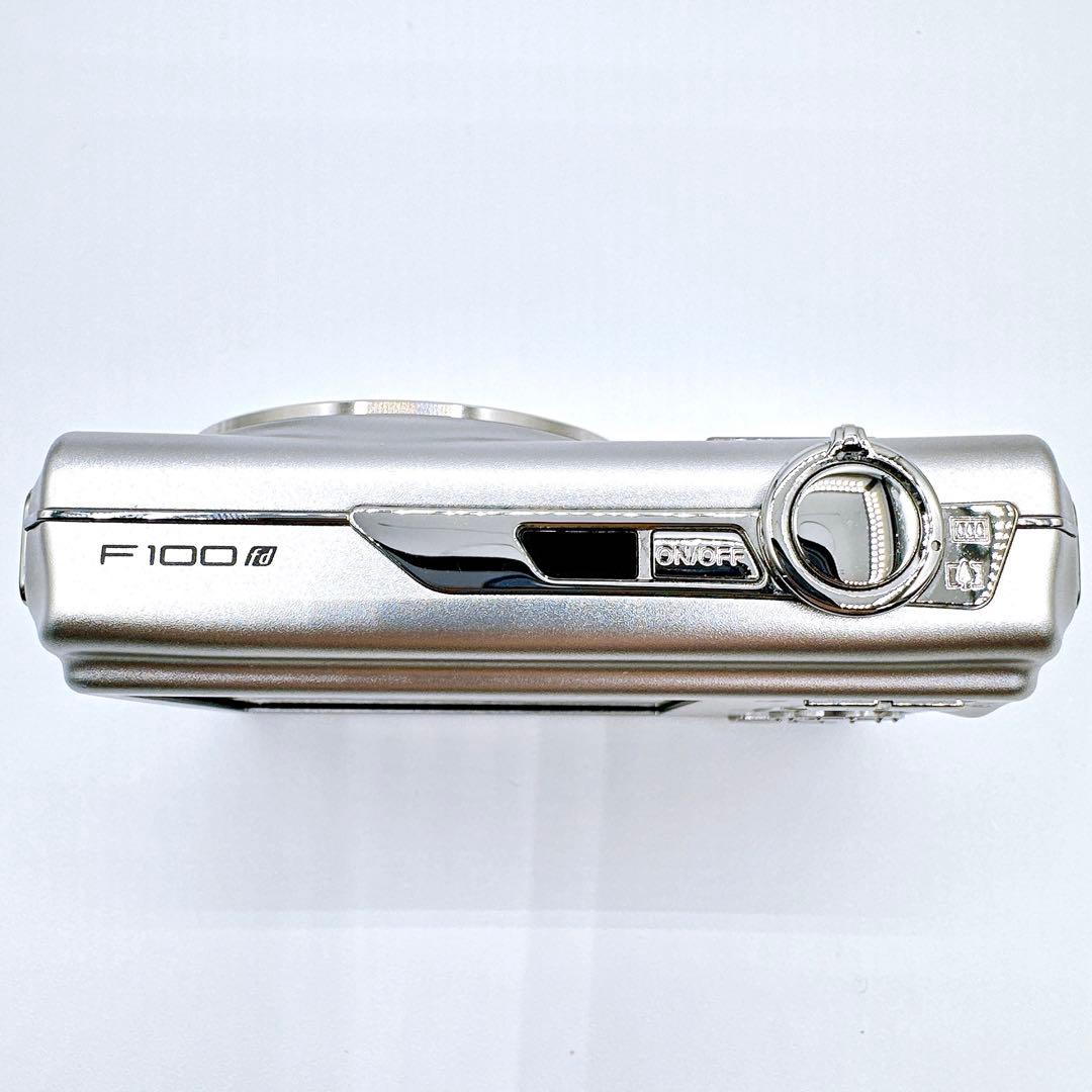 良品 富士フィルム FinePix F100fd コンデジ 純正バッテリー2個付