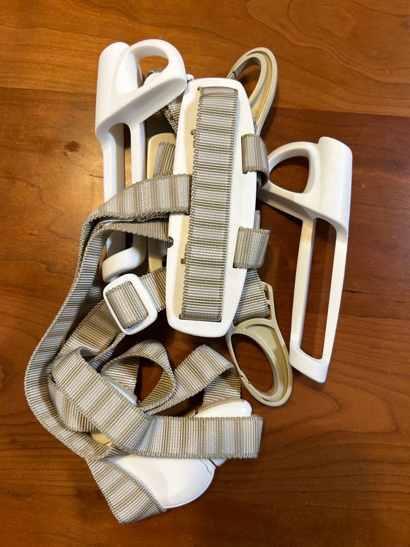 【箱付新品未使用品】ストッケ　ハーネス