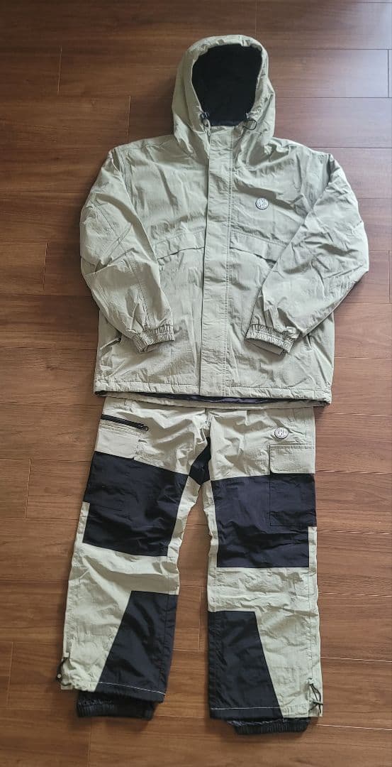 UNBIND スノーボードウェア 上下セット サイズS レディース