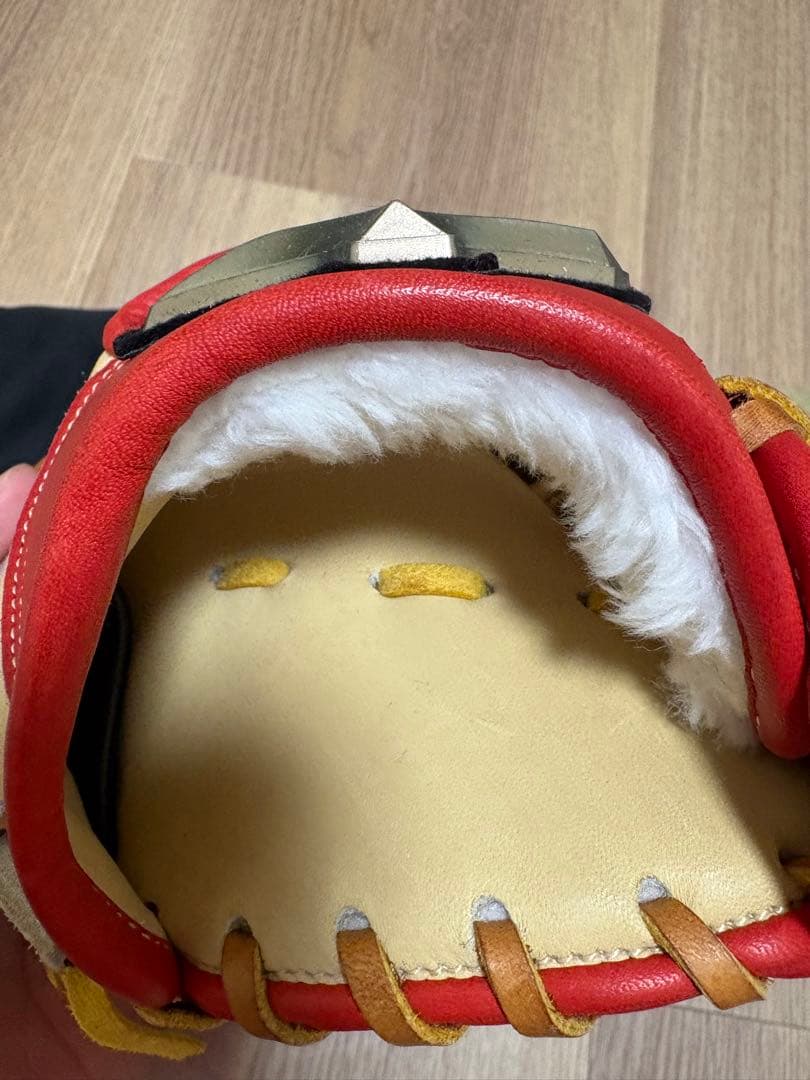 新品未使用/ミズノ　SIGNA ソフトボール/野球グローブ　左用