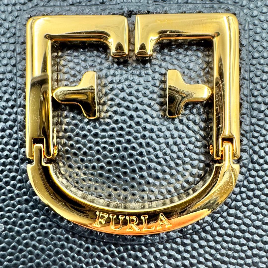 未使用品✨FURLA ウエストバッグ　ブラック　レザー