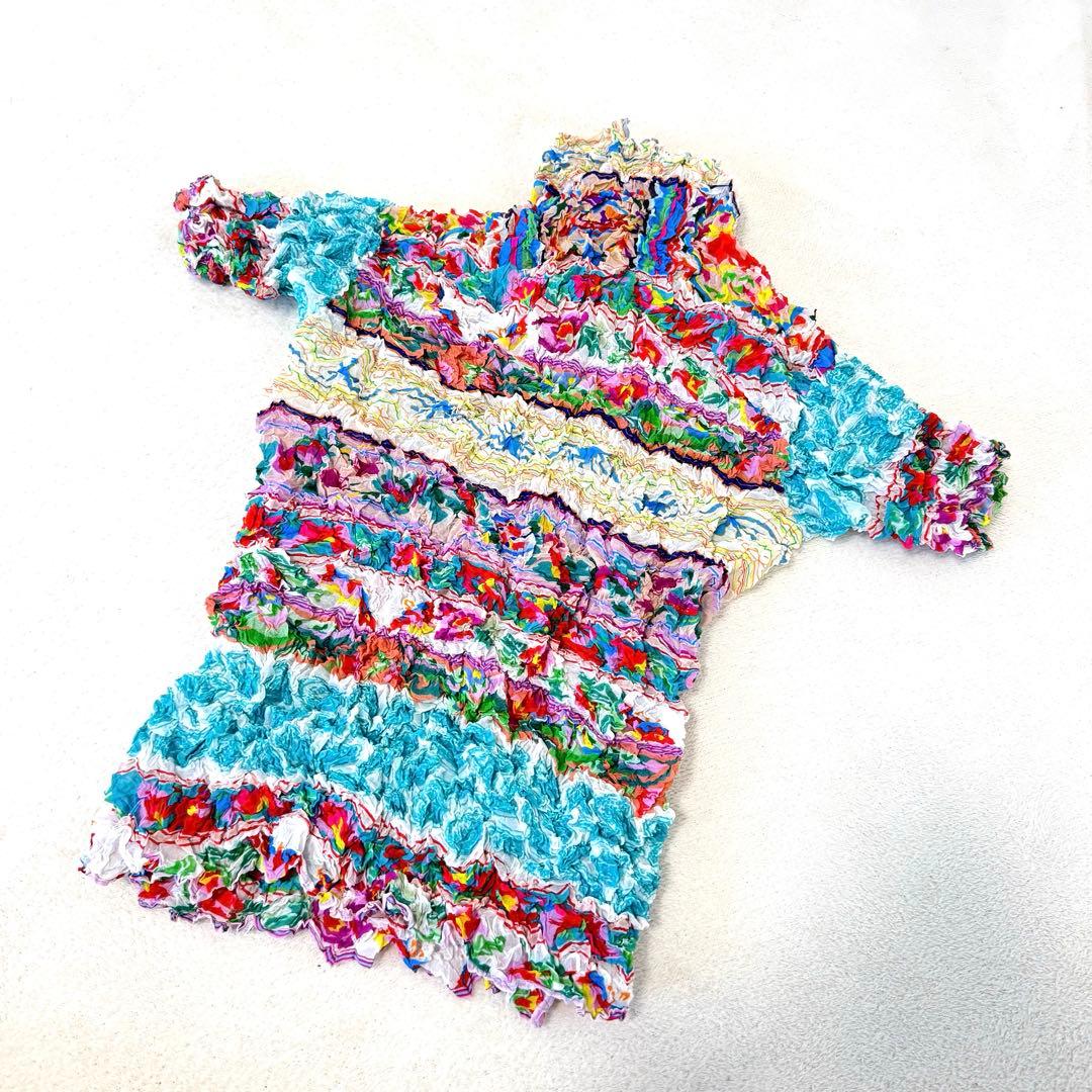 極美品✨ISSEY MIYAKE プリーツ　花柄　総柄　シワ加工　トップス