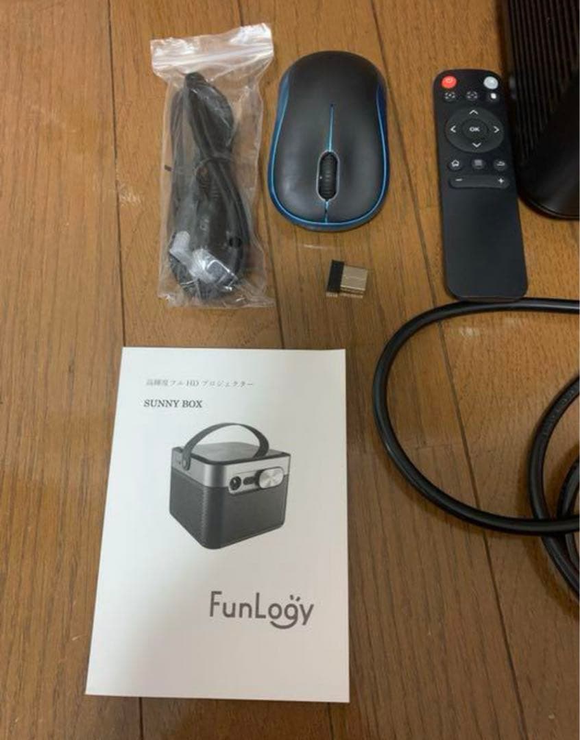 高輝度フルHDプロジェクター　SUNNY BOX funlogy