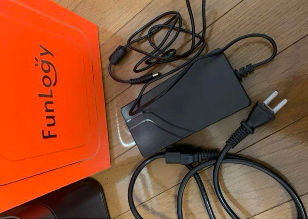 高輝度フルHDプロジェクター　SUNNY BOX funlogy