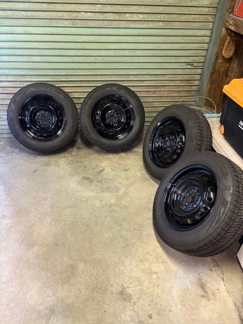 kaigotrou9613 スタッドレスタイヤ 185/65r15引取限定