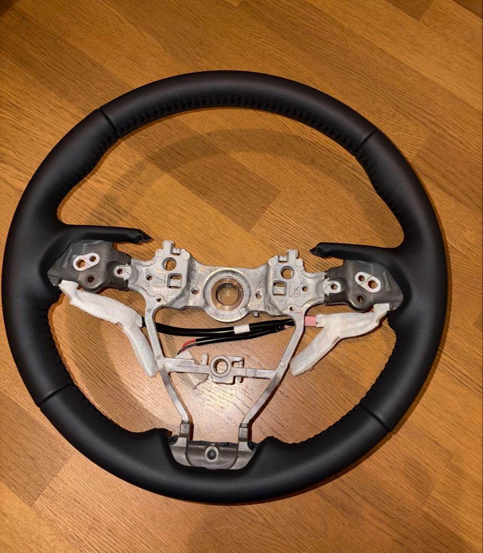 美品　RAV4 ハンドル　ヒーター付き