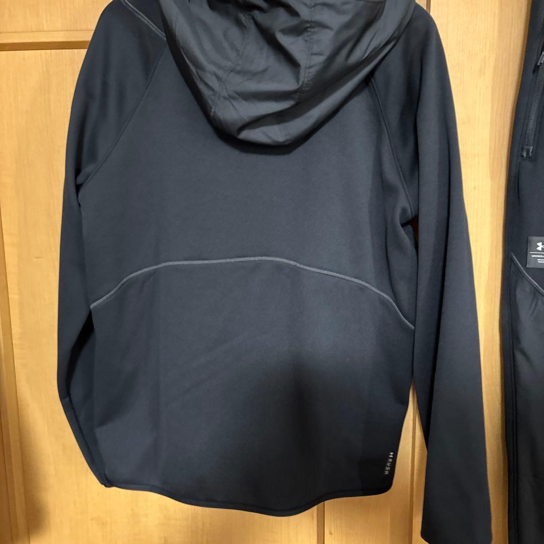 美品　アンダーアーマーRUSHトレーニングウェアセットアップ　M