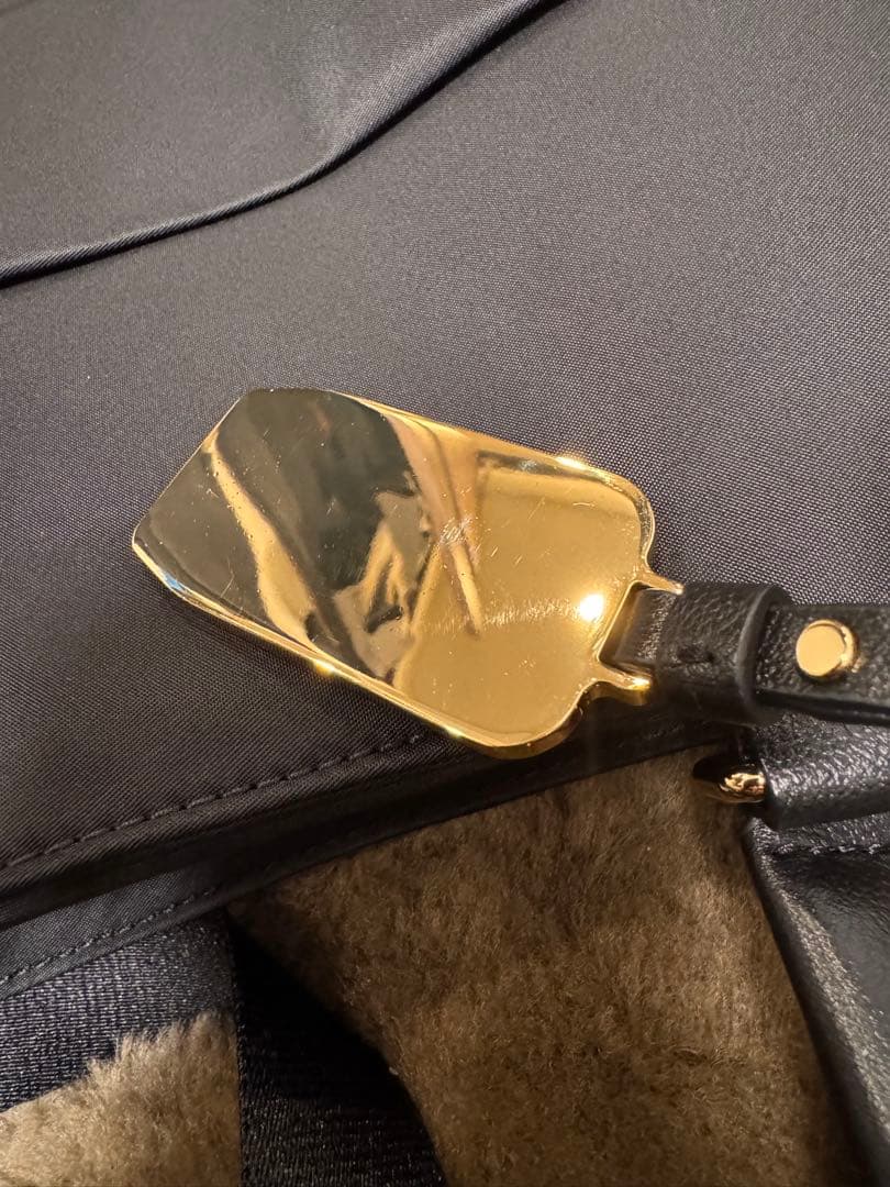 TUMI「ヴァレッタ」ミディアム・トート