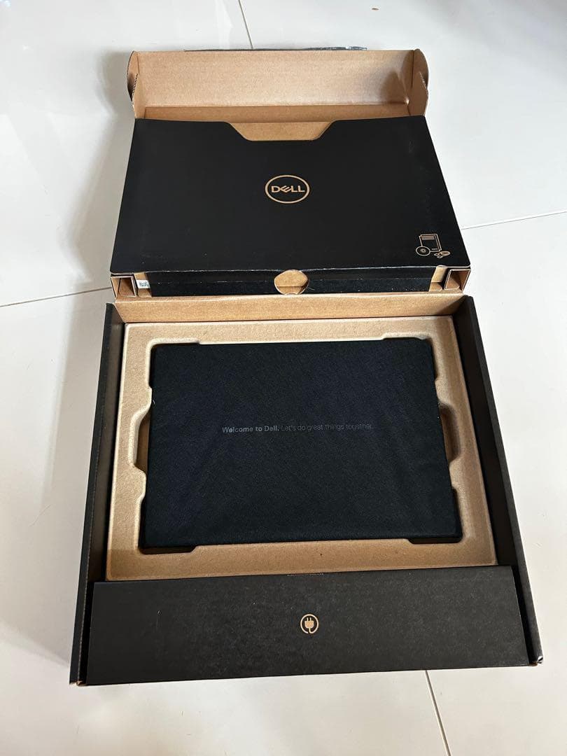 新品　DELL　Latitude 7350 デタッチャブル　AI特化CPU