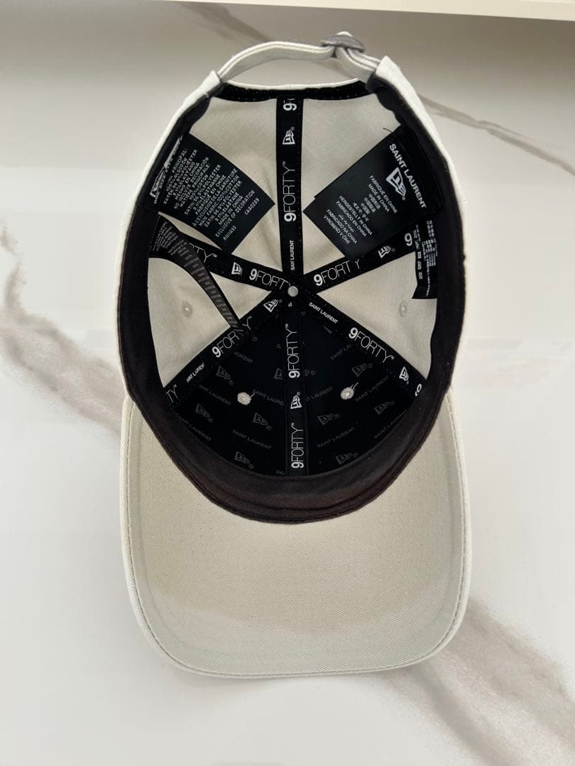 SAINT LAURENT 9FORTY ホワイトキャップ
