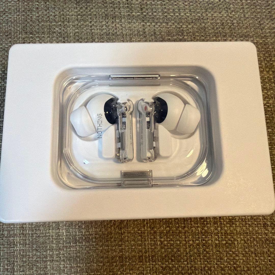 イヤホン Nothing ear (a)