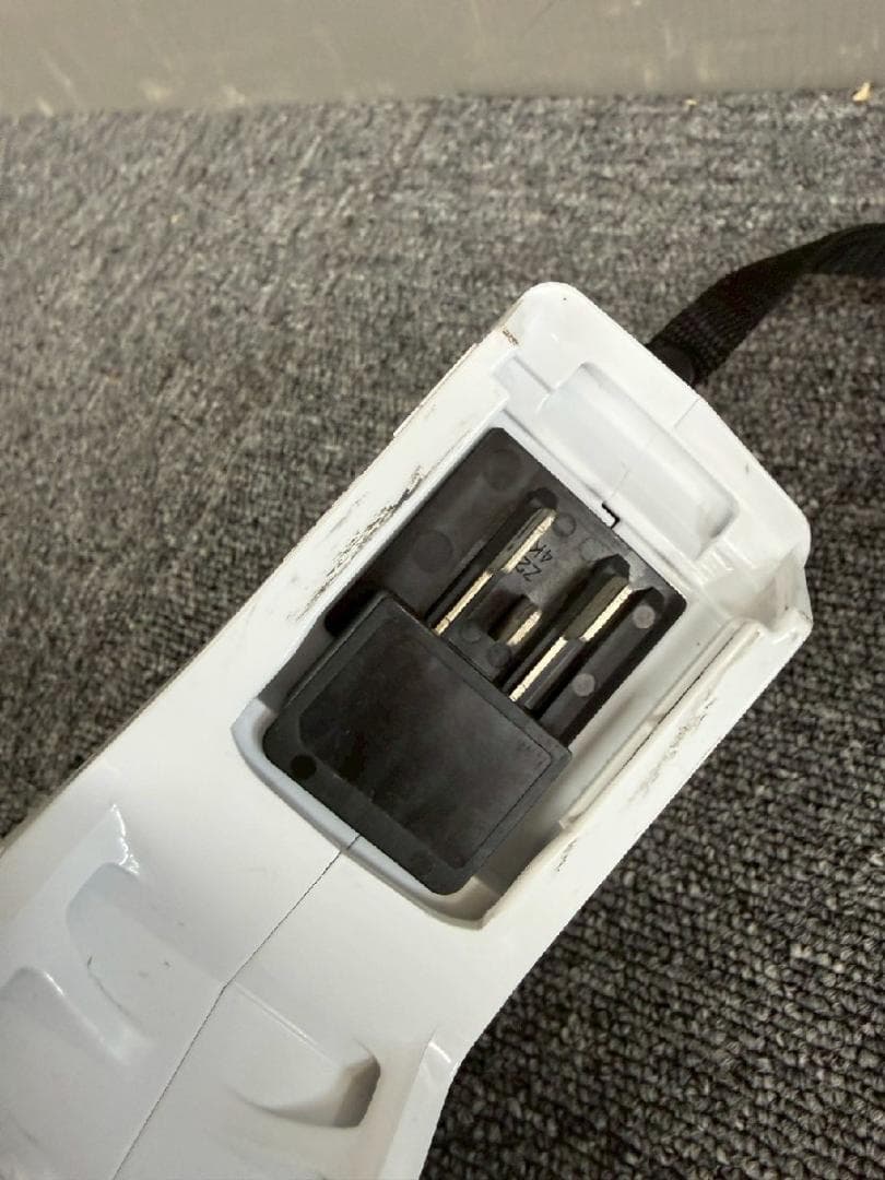 makita マキタ ◆充電式 クリーナ CL107FD コードレス 掃除機