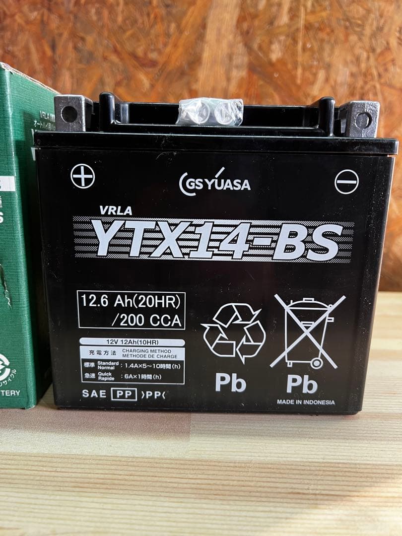 GSユアサ YTX14-BS 未使用 VRLA バイク用バッテリー