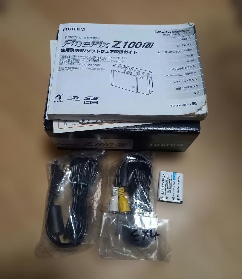 富士フィルム FUJIFILM FinePix Z100fd