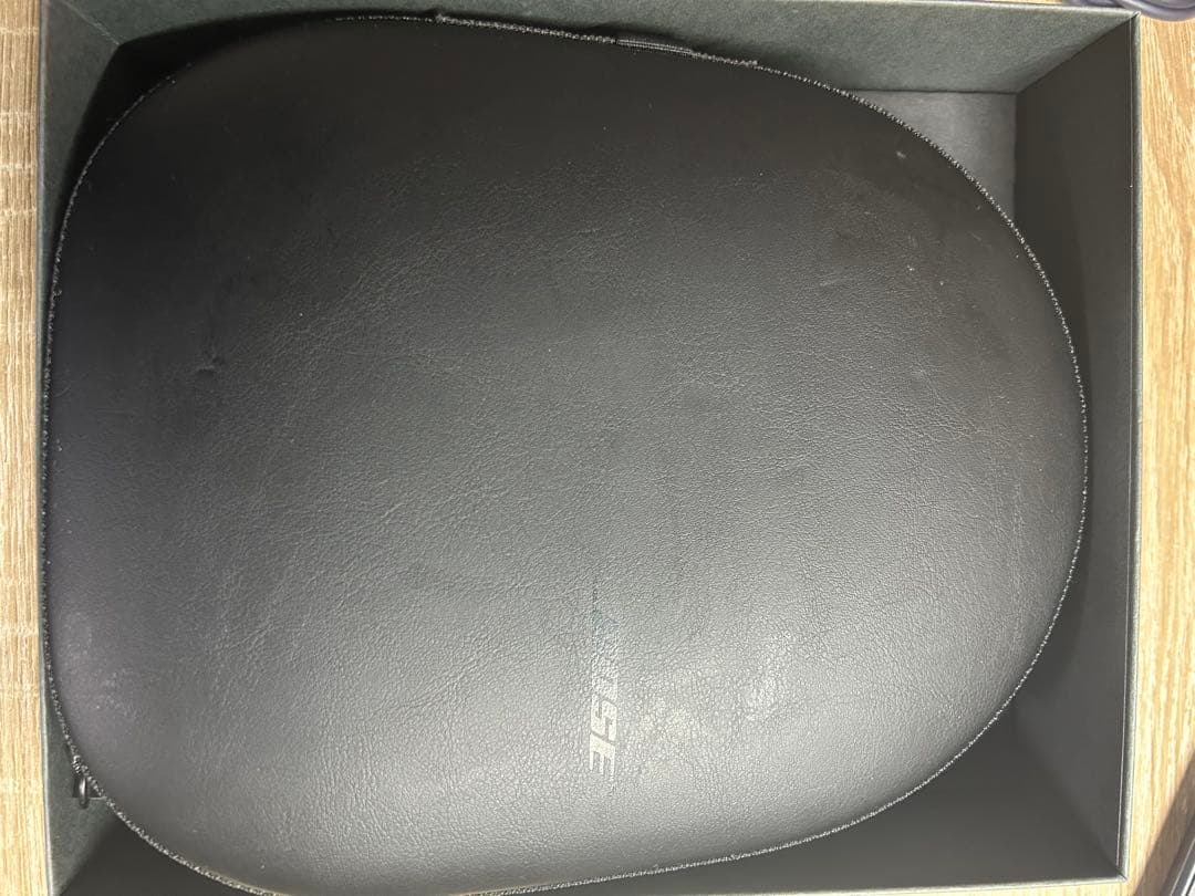 bose ノイズキャンセリング　ヘッドホン　NC700