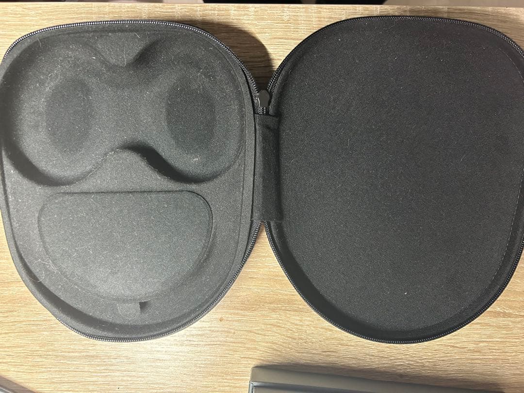 bose ノイズキャンセリング　ヘッドホン　NC700