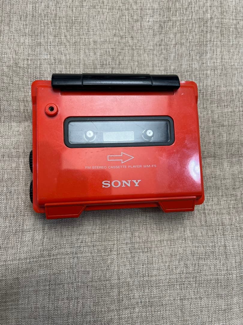 SONY SPORTS WALKMAN 赤 WM-F5 ジャンク品