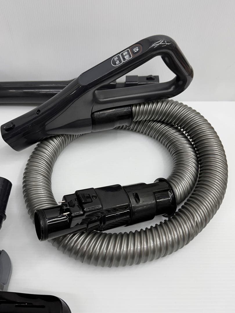 東芝　掃除機　2020年製　白　VC-C7A 本体　フルセット　中古　格安　良品