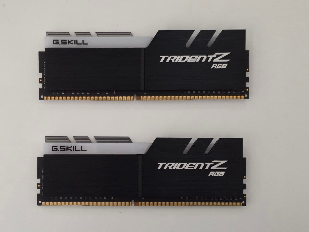 G.SKILL TRIDENT Z RGB DDR4メモリー16GB 8GBx2