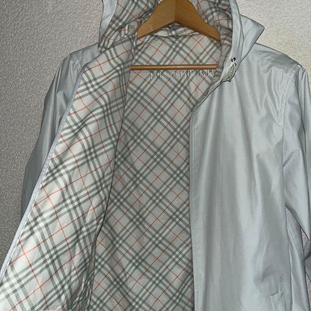 バーバリーロンドンBURBERRY LONDON 裏チェック ナイロンパーカー