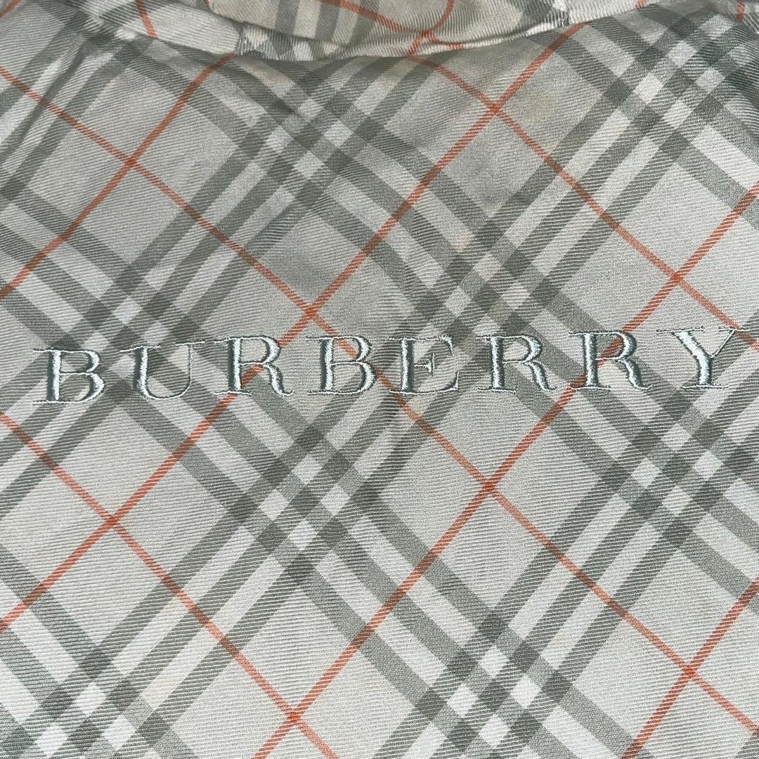 バーバリーロンドンBURBERRY LONDON 裏チェック ナイロンパーカー